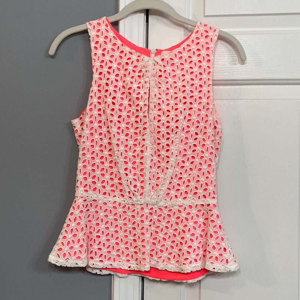 SUGARLIPS, pink and white flower tank